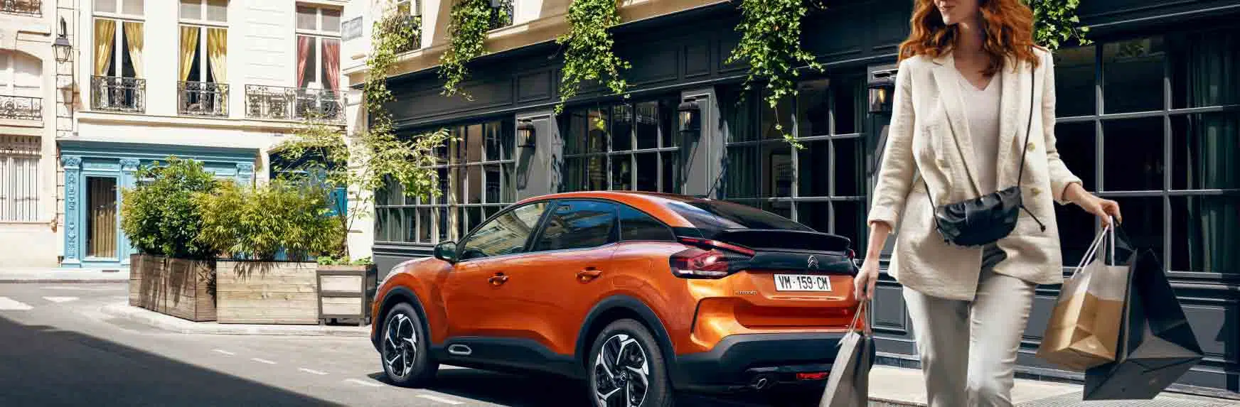 berline compacte Citroën c4 voiture électrique Montélimar drome ardeche